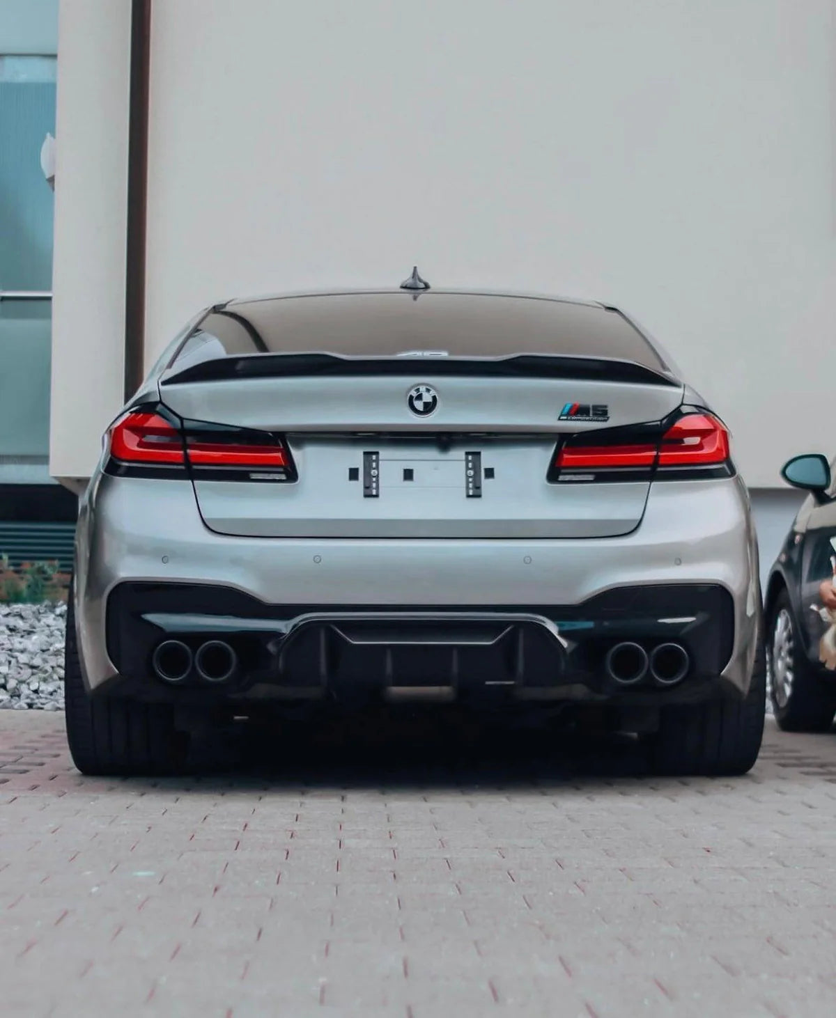 CUSTOM EXHAUST TIPS FOR BMW